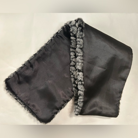 BEN BERGER Luxury Collection Soft Snuggly Faux Fur Gray Black Print Scarf Stole - Picture 10 of 12
